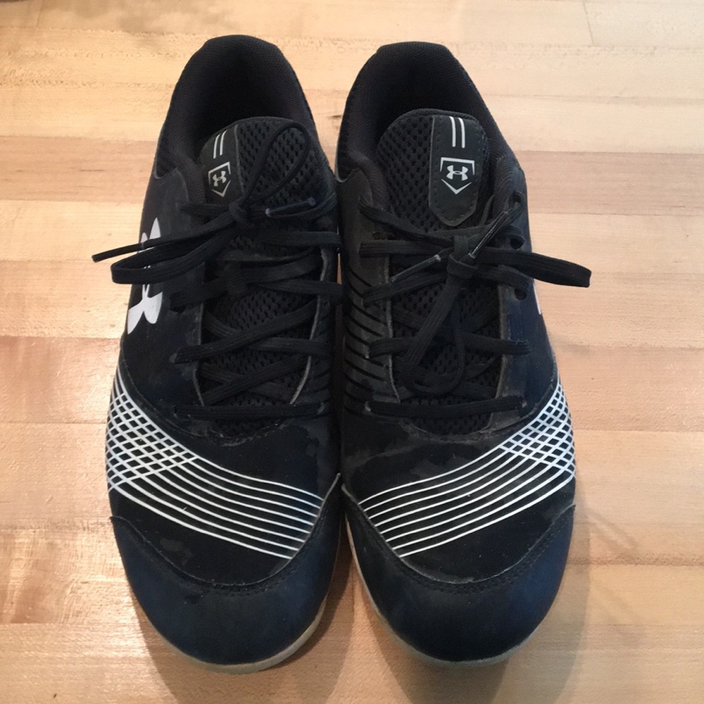 Under armor cleats